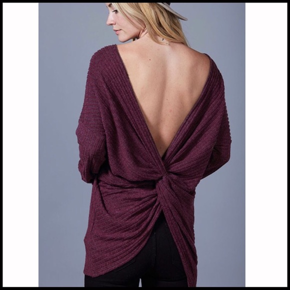 Ribbed Knot Twist Top - Picture 4 of 5